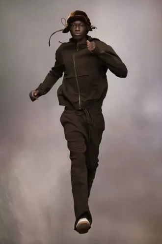 D茅cortiqu茅 cashmere knit hoodie