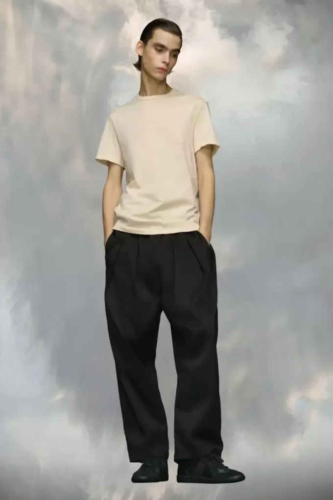 Distorted logo T-shirt