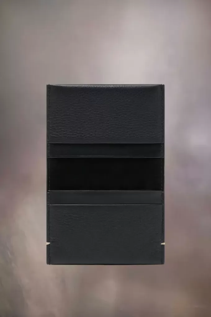 Dress-age cardholder