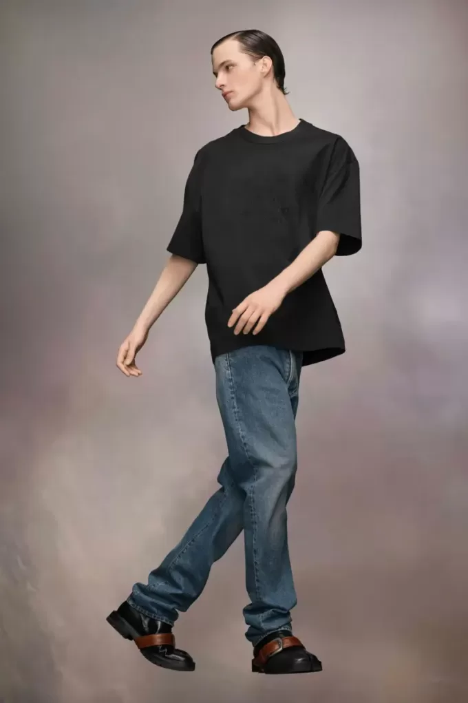 Embroidered Logo T-Shirt Embroidered Logo T-Shirt