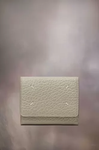 Four stitches wallet