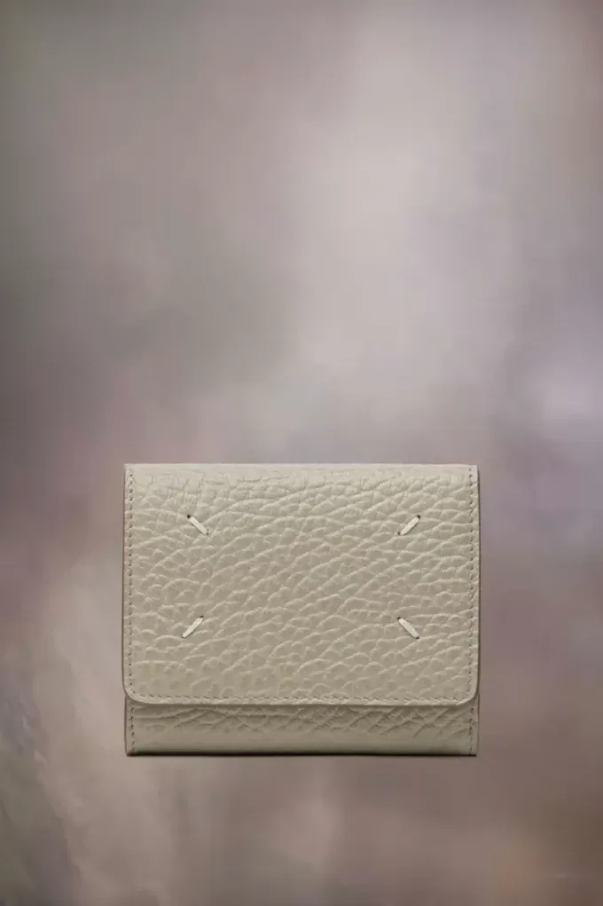 Four stitches wallet