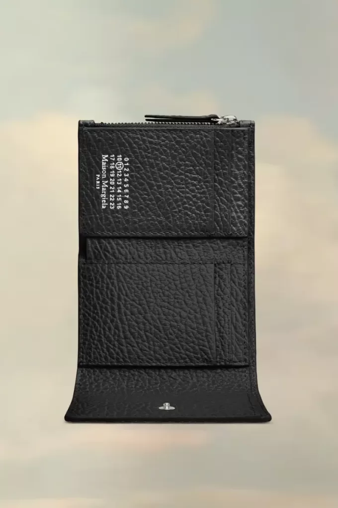 Four stitches wallet