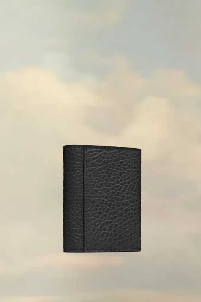 Four stitches wallet