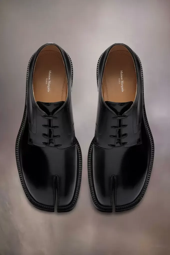 Maison Margiela Tabi lace-ups Maison Margiela Tabi lace-ups