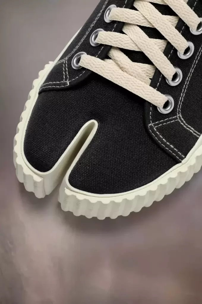 Maison Margiela Tabi sneakers