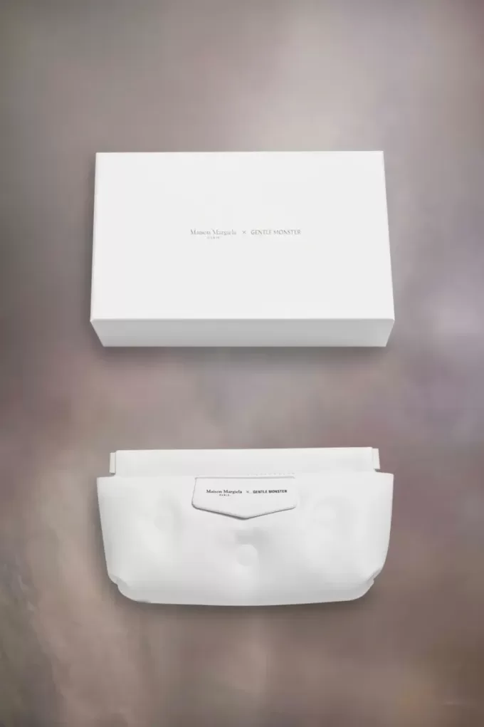 MM X Gentle Monster MM203 LEATHER LR1 MM X Gentle Monster MM203 LEATHER LR1