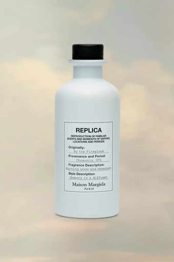 Replica By the Fireplace scented diffuser