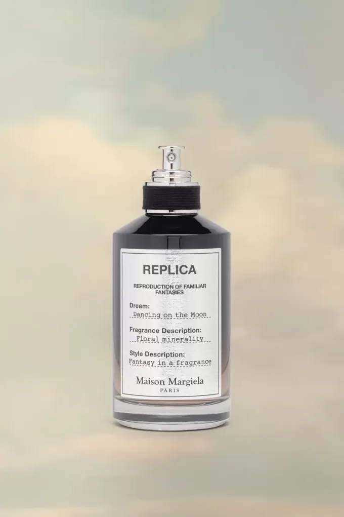 Replica Dancing on the Moon Eau de Parfum