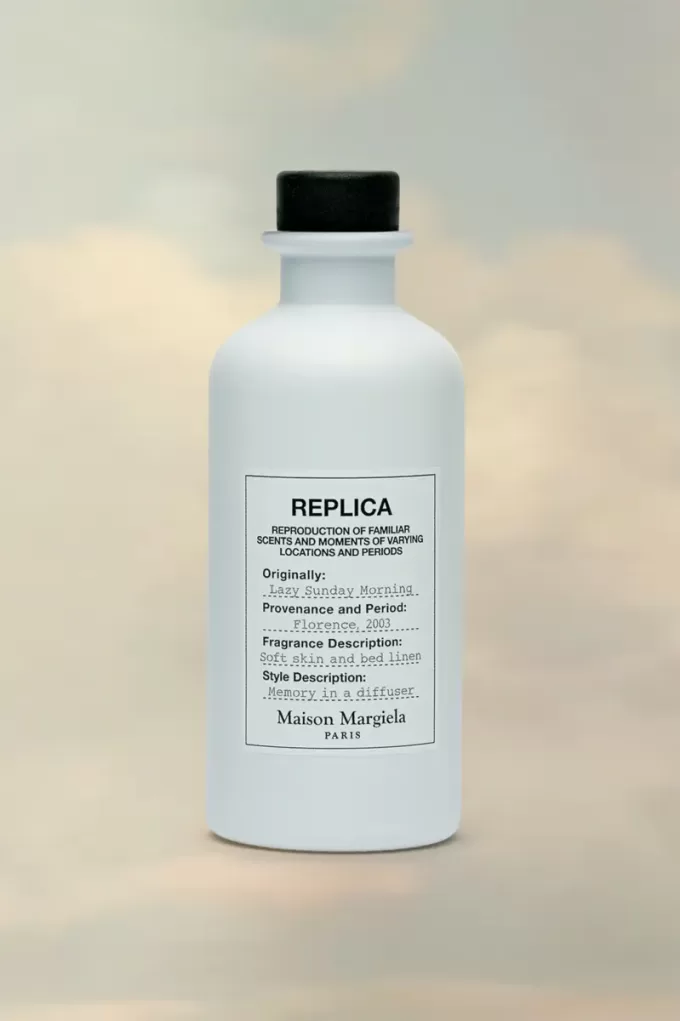 Replica Lazy Sunday Morning scented diffuser