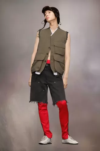 Sleeveless wool jacket